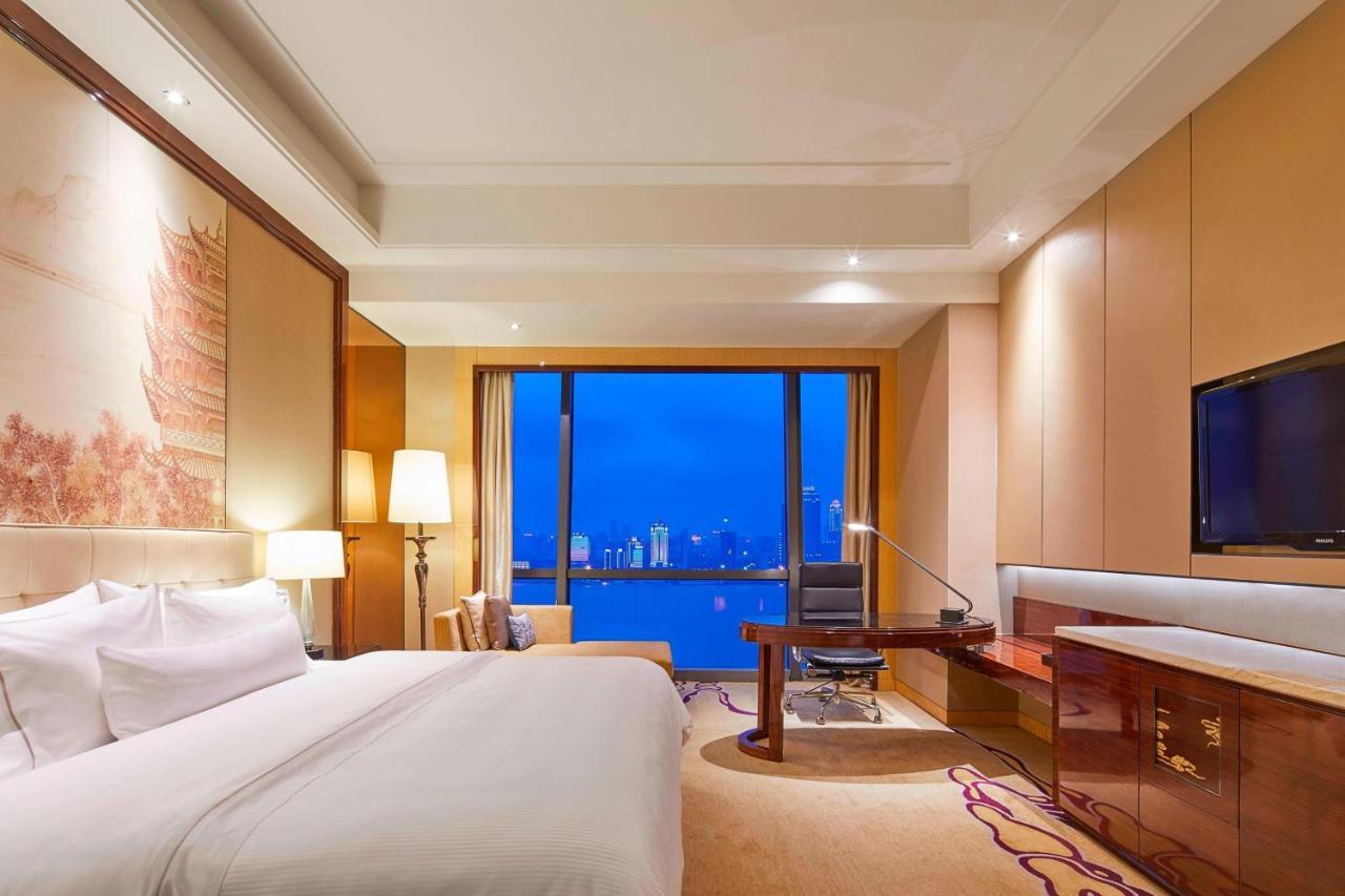 The Westin Wuhan Wuchang Exterior photo