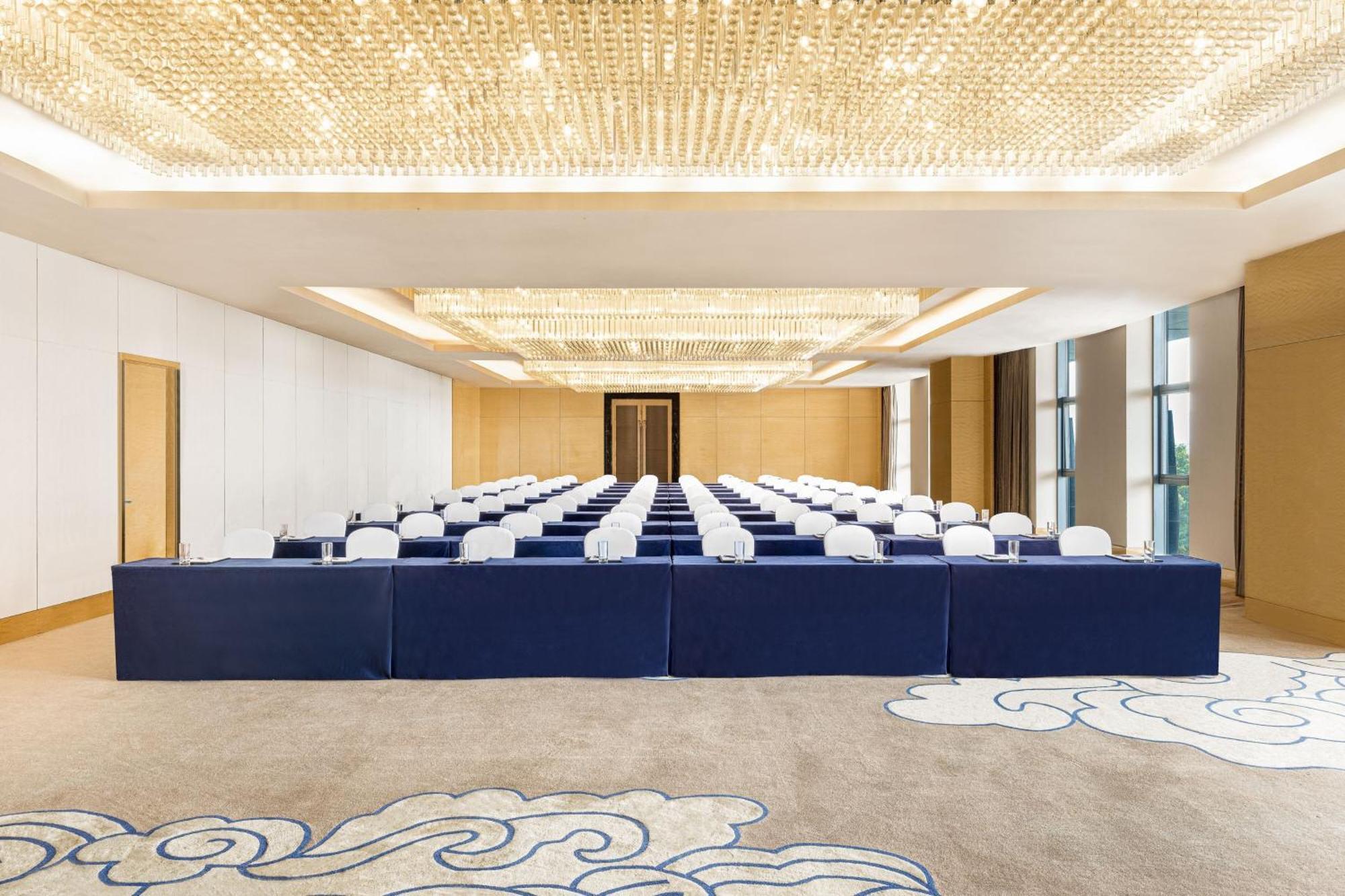 The Westin Wuhan Wuchang Exterior photo