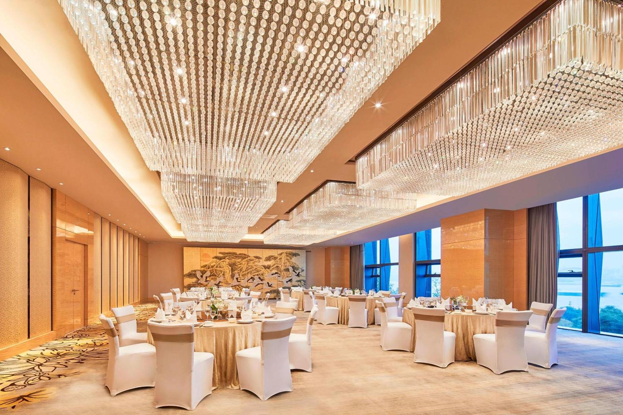 The Westin Wuhan Wuchang Exterior photo